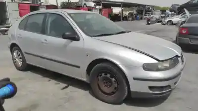 Здавання транспортного засобу seat leon (1m1) akl року 1999 потужний 