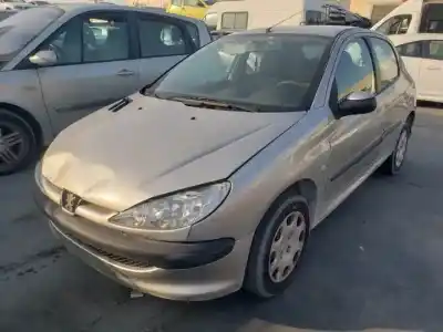 Scrapping Vehicle PEUGEOT 206 BERLINA  of the year 2002 powered 