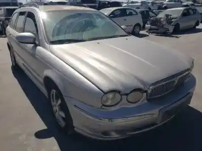 Scrapping Vehicle JAGUAR X-TYPE WAGON  of the year 2003 powered 
