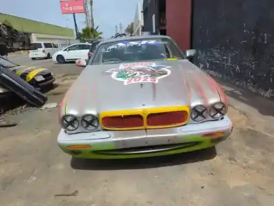 Veículo de Sucata jaguar xj 3.2 executive do ano 1997 alimentado 