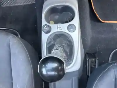 Здавання транспортного засобу smart forfour (w454) 135950 року 2004 потужний 