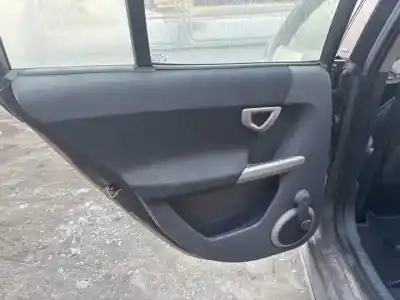 Здавання транспортного засобу smart forfour (w454) 135950 року 2004 потужний 