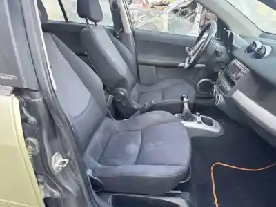Здавання транспортного засобу smart forfour (w454) 135950 року 2004 потужний 
