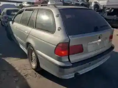 Veículo de Sucata bmw serie 5 touring (e39) 256s4.m52b52u1 do ano 2000 alimentado 