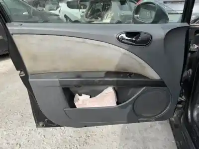 Scrapping Vehicle seat leon (1p1) bxe of the year 2005 powered 