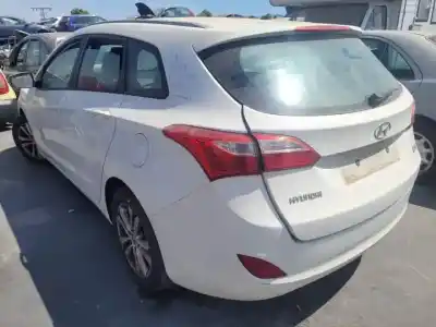 Здавання транспортного засобу hyundai i30cw (gd) d4fb року 2012 потужний 