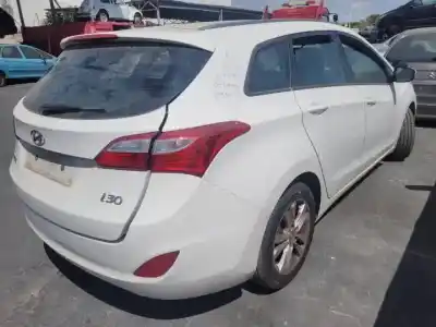 Здавання транспортного засобу hyundai i30cw (gd) d4fb року 2012 потужний 