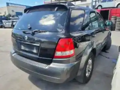Scrapping Vehicle kia sorento (bl) d4cb of the year 2002 powered 