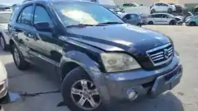 Scrapping Vehicle kia sorento (bl) d4cb of the year 2002 powered 