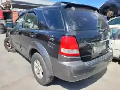 Scrapping Vehicle kia sorento (bl) d4cb of the year 2002 powered 