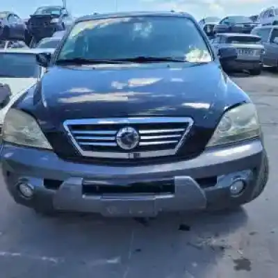 Scrapping Vehicle kia sorento (bl) d4cb of the year 2002 powered 