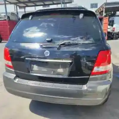 Scrapping Vehicle kia sorento (bl) d4cb of the year 2002 powered 