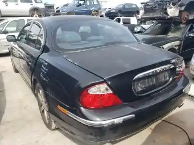 Здавання транспортного засобу jaguar s-type ii (x200) 4.0 v8 року 1998 потужний 