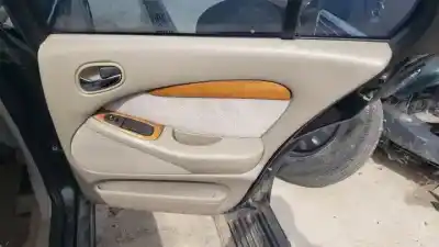 Здавання транспортного засобу jaguar s-type ii (x200) 4.0 v8 року 1998 потужний 