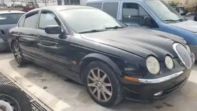 Здавання транспортного засобу jaguar s-type ii (x200) 4.0 v8 року 1998 потужний 