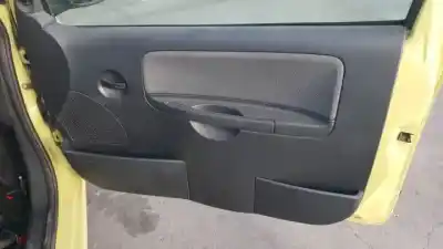 Veículo de Sucata citroen c2 (jm_) 1.6 do ano 2003 alimentado 