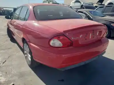 Veículo de Sucata jaguar x-type i (x400) 2.5 v6 a las 4 ruedas do ano 2002 alimentado 
