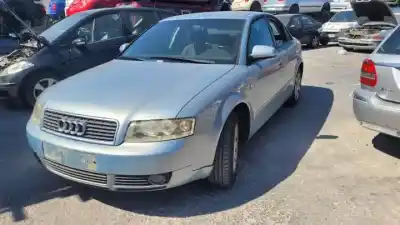 Здавання транспортного засобу AUDI A4 BERLINA (8E)  року 2001 потужний 