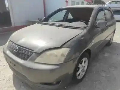 Vehicul casat TOYOTA COROLLA (E12)  al anului 2002 alimentat 