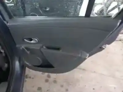 Veicolo di demolizione renault clio iii k4j780 dell'anno 2005 alimentato 