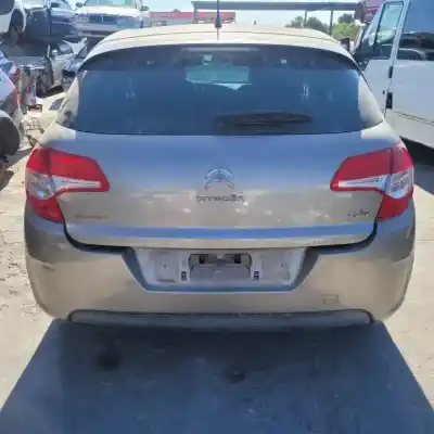 Veículo de Sucata citroen c4 berlina (b7) 9hpdv6dted.9h06.9hp do ano 2011 alimentado 