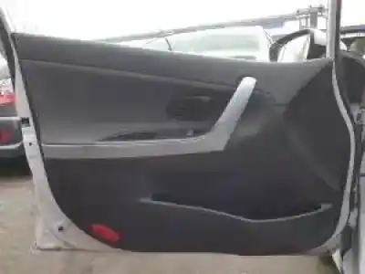 Veicolo di demolizione kia cee´d (jd) d4fc dell'anno 2012 alimentato 