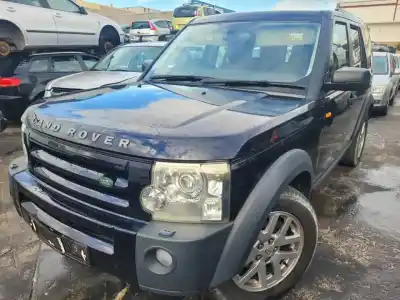 Scrapping Vehicle LAND ROVER DISCOVERY  of the year 2004 powered 