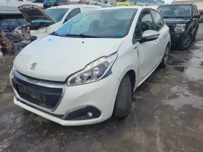 Scrapping Vehicle PEUGEOT 208  of the year 2016 powered 