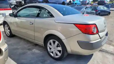 Scrapping Vehicle renault megane ii coupe k4m812 of the year 2006 powered 