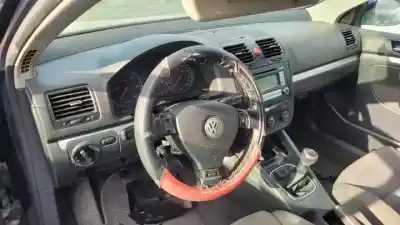 Scrapping Vehicle volkswagen jetta (1k2) bkc of the year 2005 powered 