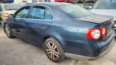 Scrapping Vehicle volkswagen jetta (1k2) bkc of the year 2005 powered 