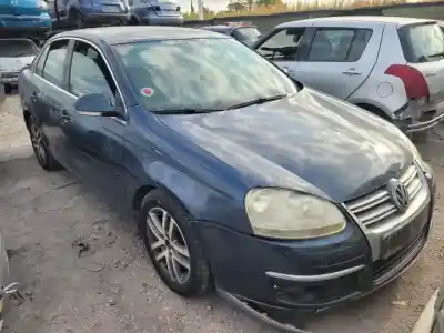 Scrapping Vehicle volkswagen jetta (1k2) bkc of the year 2005 powered 