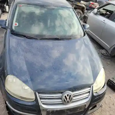 Scrapping Vehicle volkswagen jetta (1k2) bkc of the year 2005 powered 