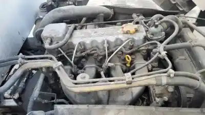 Véhicule à la ferraille nissan atleon (tk) bd30ti de l'année 2000 alimenté 