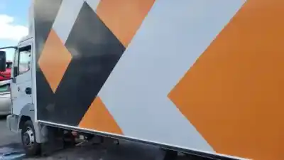 Véhicule à la ferraille nissan atleon (tk) bd30ti de l'année 2000 alimenté 