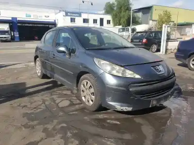 Veículo de Sucata peugeot 207 8hzdv4td.8hz do ano 2007 alimentado 