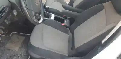 Scrapping Vehicle citroen c4 grand picasso ii hn02eb2dts.hn02 of the year 2015 powered 