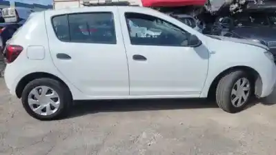 Veículo de Sucata DACIA SANDERO B4D.B4BD4 do ano 2016 alimentado 