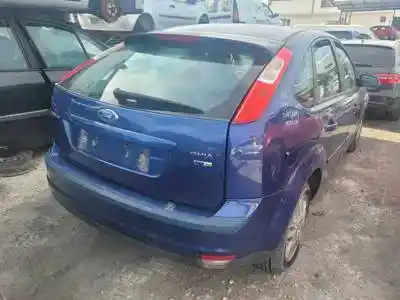 Veículo de Sucata ford focus berlina (cap) q6da do ano 2004 alimentado 