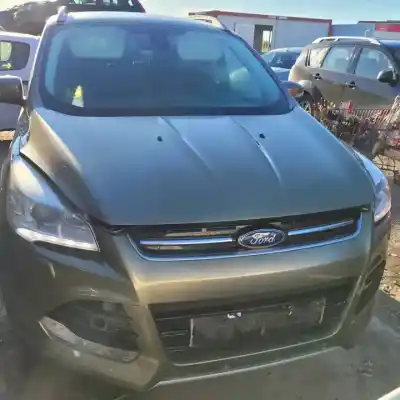 Veicolo di demolizione ford kuga (cbs) dw10c.txda.txma dell'anno 2012 alimentato 