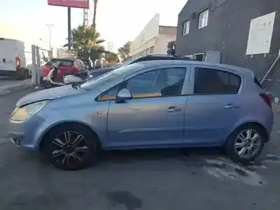 Veicolo di demolizione opel corsa d z14xep dell'anno 2006 alimentato 