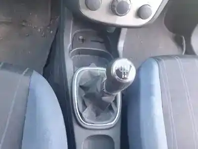 Veicolo di demolizione opel corsa d z14xep dell'anno 2006 alimentato 