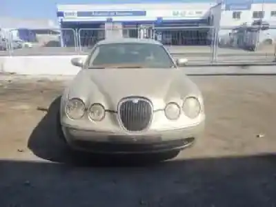 Veículo de Sucata jaguar s-type ajd.7g.eld11 do ano 2004 alimentado 