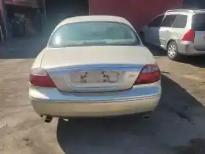 Veículo de Sucata jaguar s-type ajd.7g.eld11 do ano 2004 alimentado 