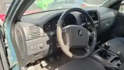 Scrapping Vehicle kia sorento (bl) d4cb of the year 2002 powered 