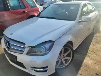 Veículo de Sucata MERCEDES-BENZ CLASE C (W204) BERLINA 651911 do ano 2010 alimentado 