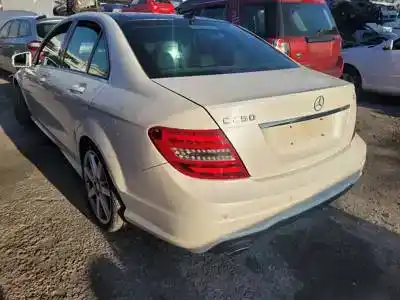 Veicolo di demolizione mercedes-benz clase c (w204) berlina 651911 dell'anno 2010 alimentato 