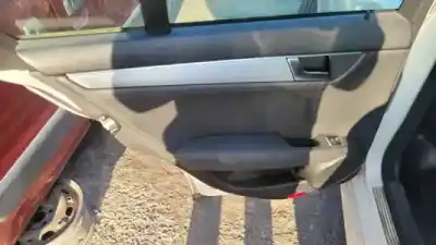 Veicolo di demolizione mercedes-benz clase c (w204) berlina 651911 dell'anno 2010 alimentato 