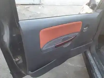 Veículo de Sucata citroen c2 (jm_) 1.6 do ano 2004 alimentado 0