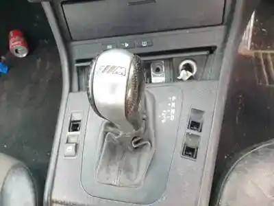 Veículo de Sucata bmw serie 3 coupe (e46) m57d30.306d2 do ano 2003 alimentado 